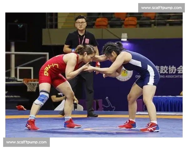 谁说女子不如男冰球女将强悍表现,征服全场!